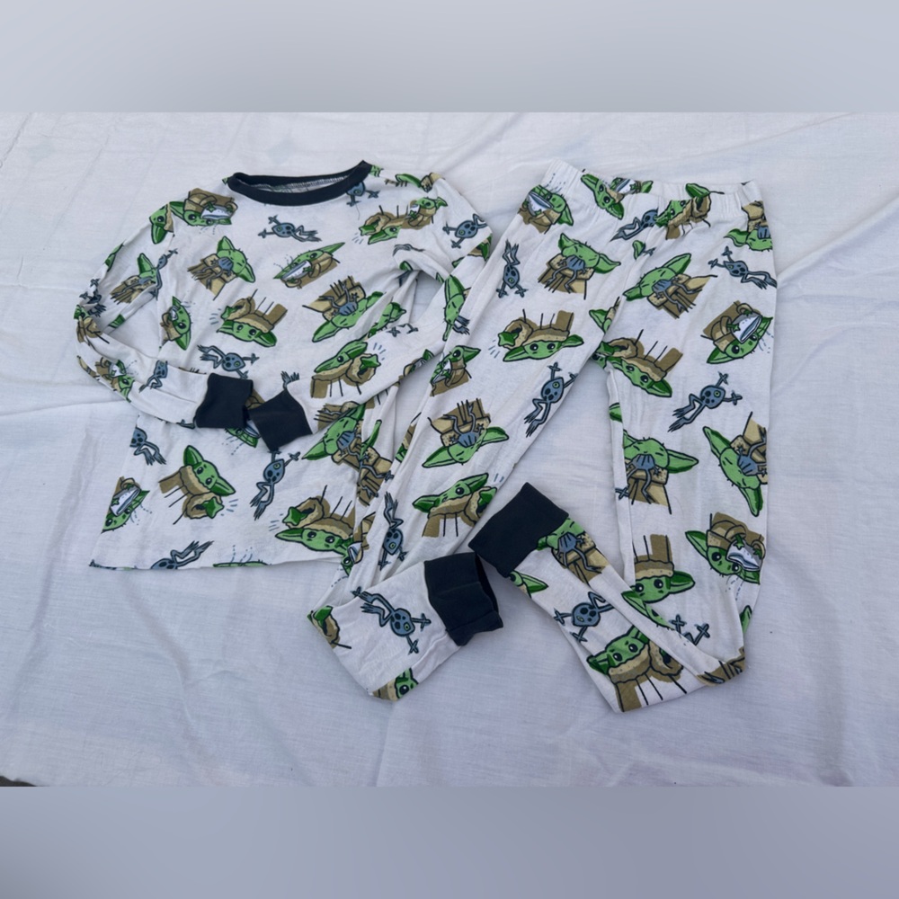 Cat & Jack Pajama Set Bundle Boys size 8 - Picture 5 of 6